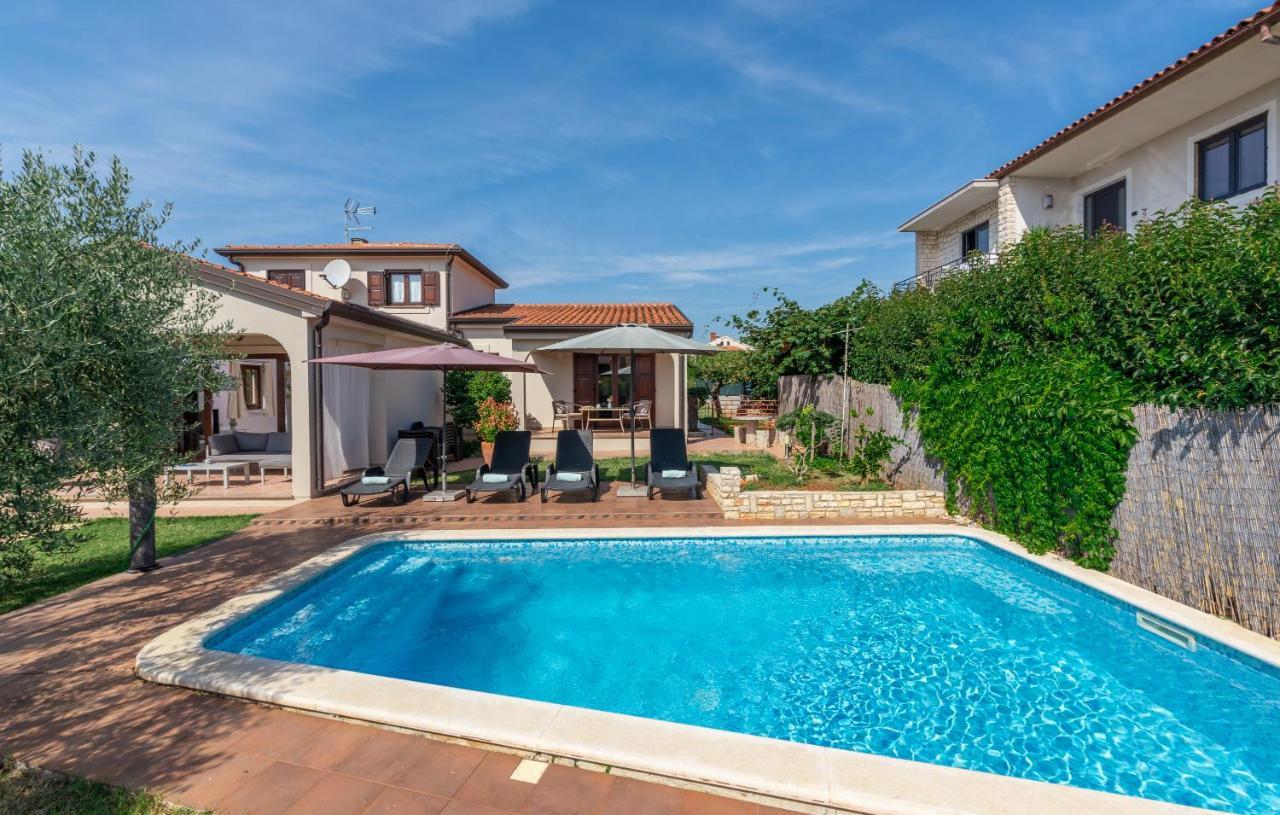 Villa Lucas Novigrad Istria Esterno foto